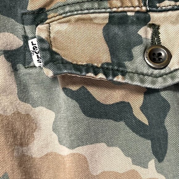 Levis Mens Camo Cargo Pants Relaxed Fit Cotton Blend Durable Casual Wear 32x30 - Picture 4 of 15